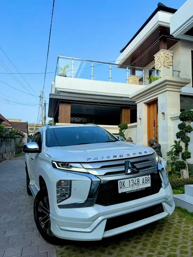 Mitsubishi All New Pajero Sport Dakar 2.4 Putih Super Like new - Image 2 of 10