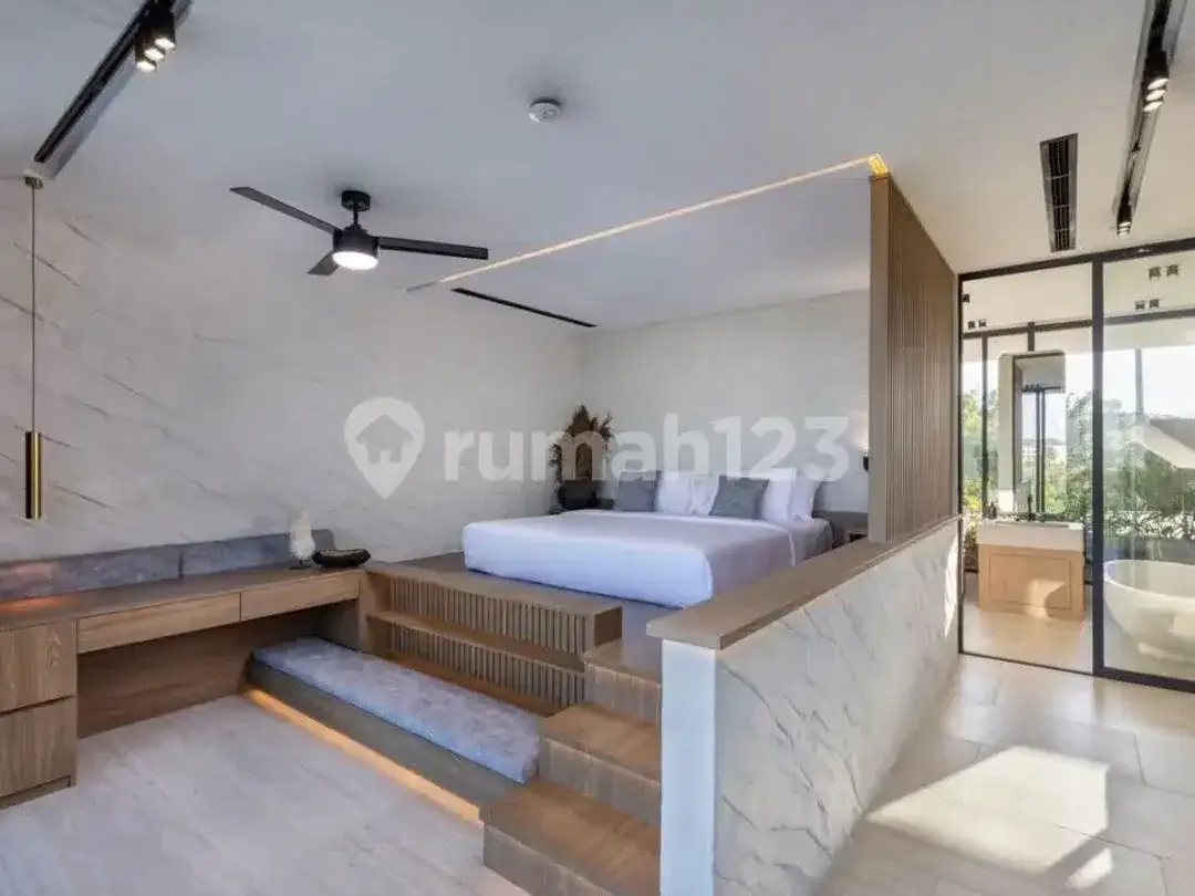 For Sale Luxury Villa With Ocean And Sunset View At Pecatu - Image 7 of 10