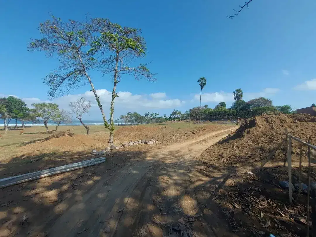 Dijual tanah kavling Premium Beach Front dan View Laut di Gianyar - Image 6 of 10