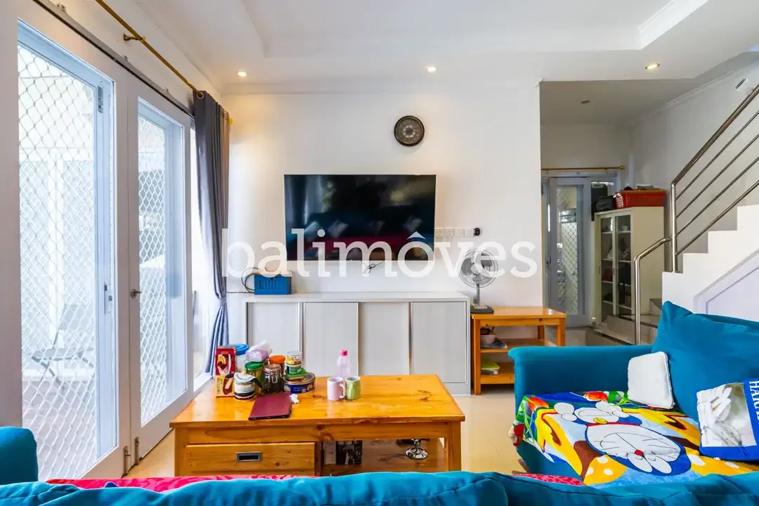 Dijual Hak Milik Villa Tiga Kamar Tidur Di Sanur - Image 2 of 10