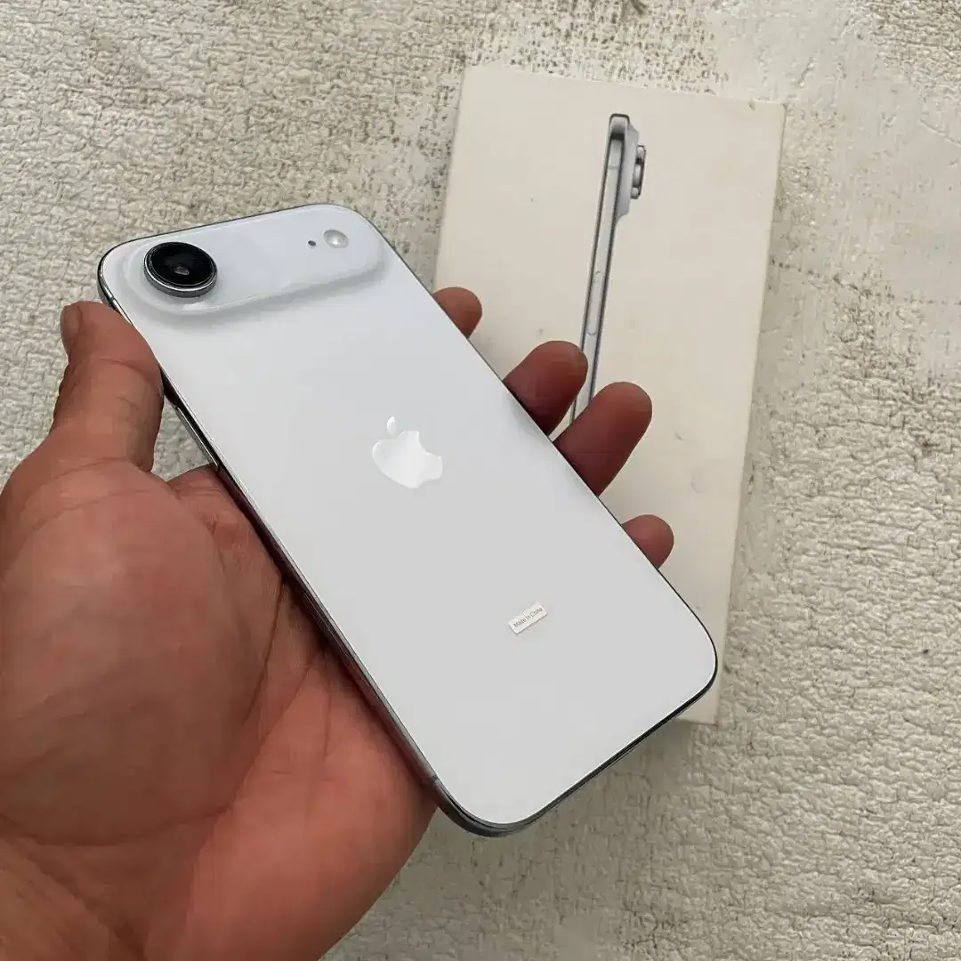 iPhone 17 Air iBox PA/A Warna Sky Blue 256GB - Image 4 of 4
