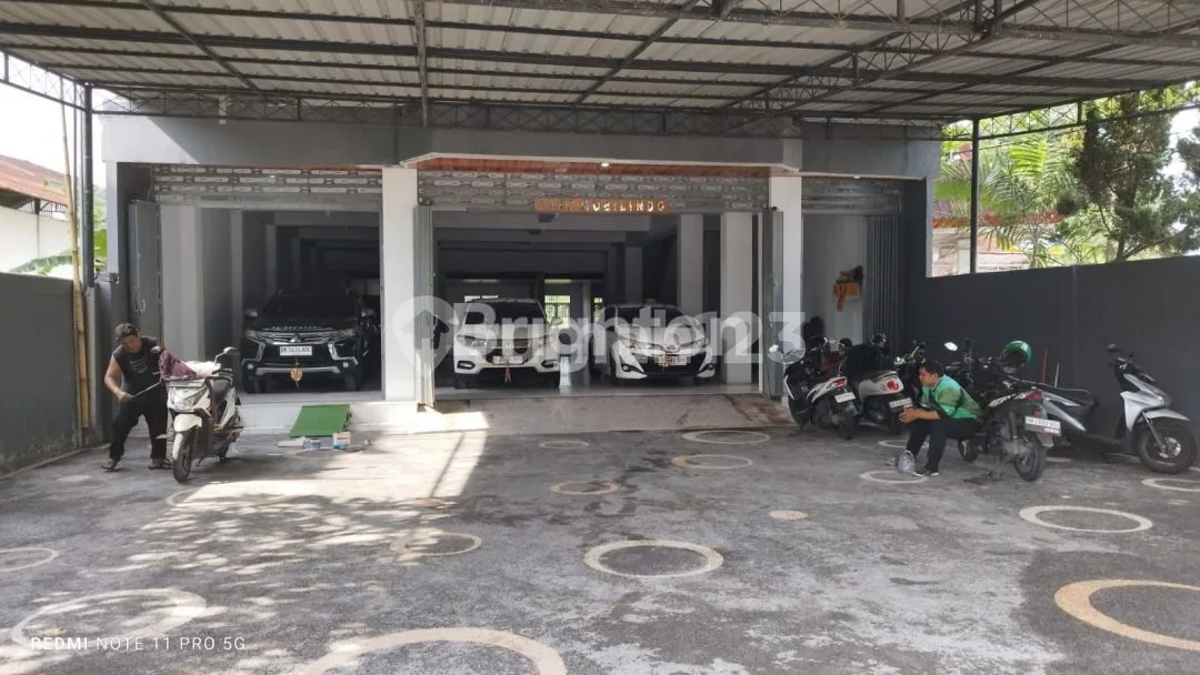 RUKO 3 LANTAI BERLOKASI STRATEGIS DAN PREMIUM DI JALAN UTAMA GATOT SUBROTO TIMUR - Image 1 of 4