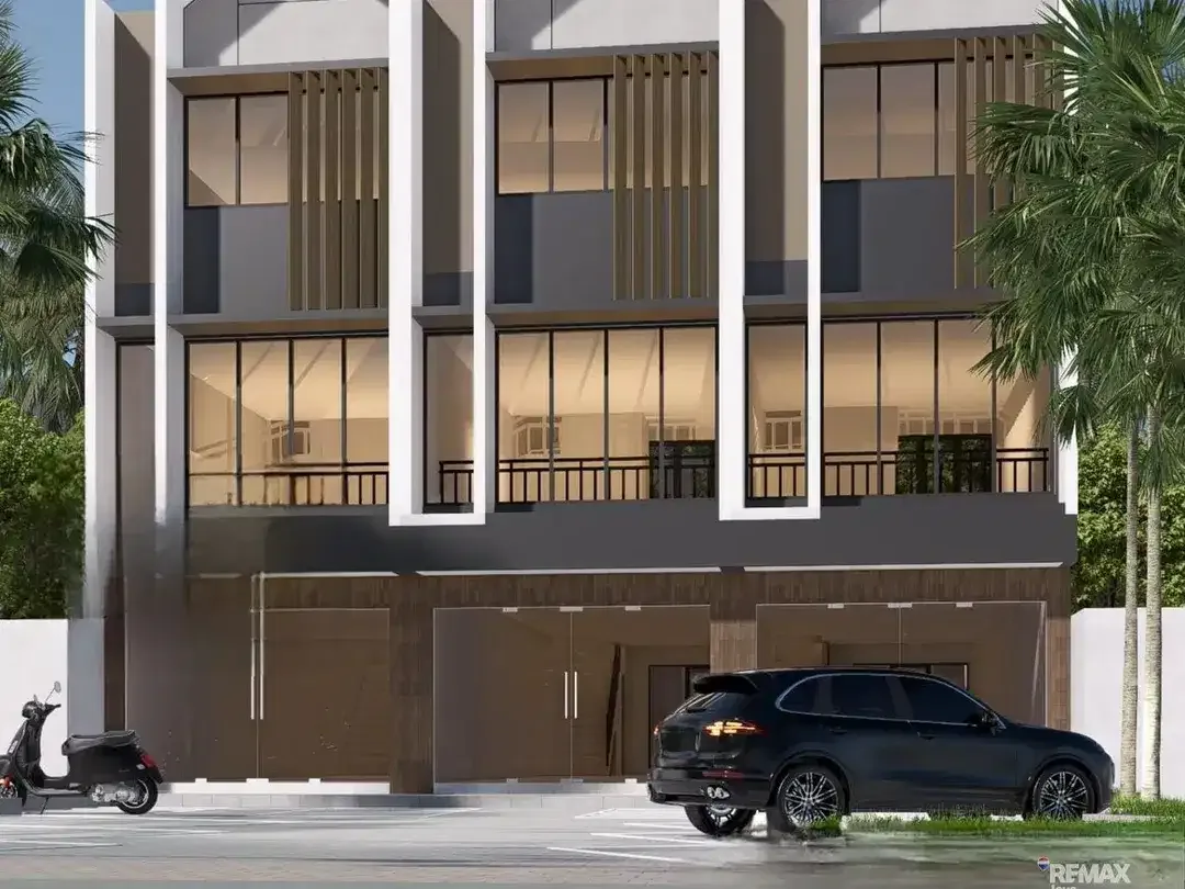 Shophouse 3 Storey High Traffic & High Exposure, forsale in Nusa dua. - Image 1 of 8