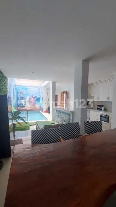 Villa 3 Lantai dengan View Gwk 10 Menit ke Sidewalk Mall Jimbaran - Image 1 of 4
