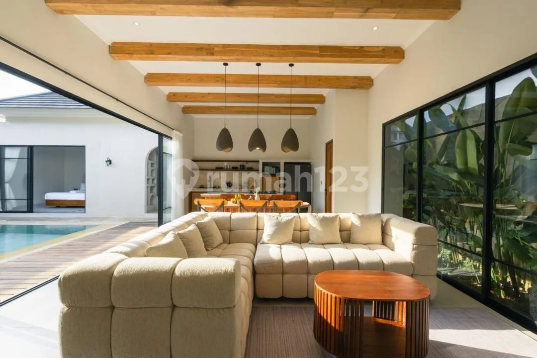Exclusive Brand New Luxury 3 Bedroom Villa With Large Pool In Sanur - Image 2 of 4