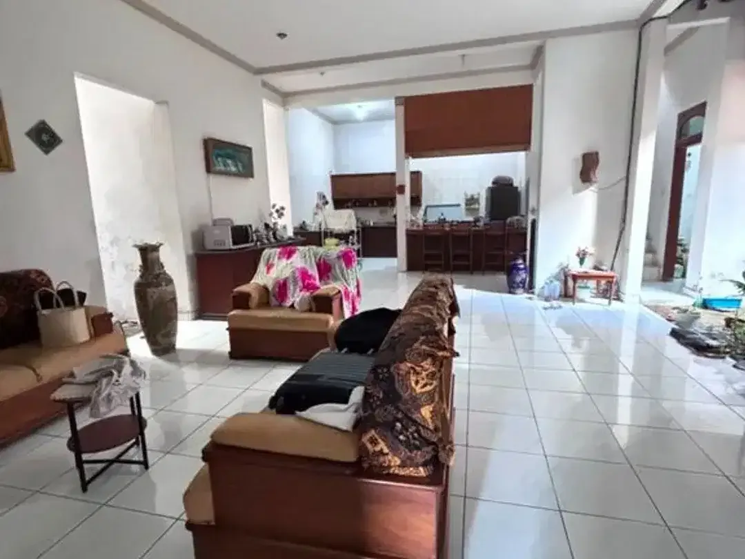 Rumah Siap Huni 6 Kamar Tidur Dijual di Pusat Kota Denpasar Selatan - Image 9 of 10