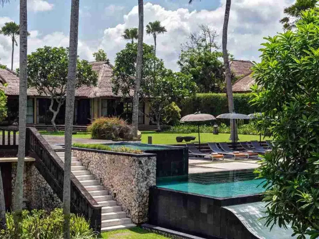 Luxury Beachfront Pererenan Villa With Direct Access To The Canggu Beach - Image 2 of 10