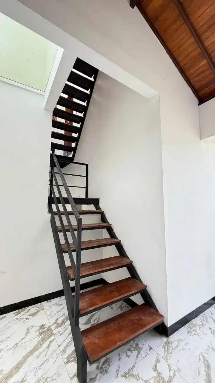 DIJUAL VILLA OCEAN VIEW 2 LANTAI + ROOFTOP – UNGASAN, BALI - Image 4 of 10