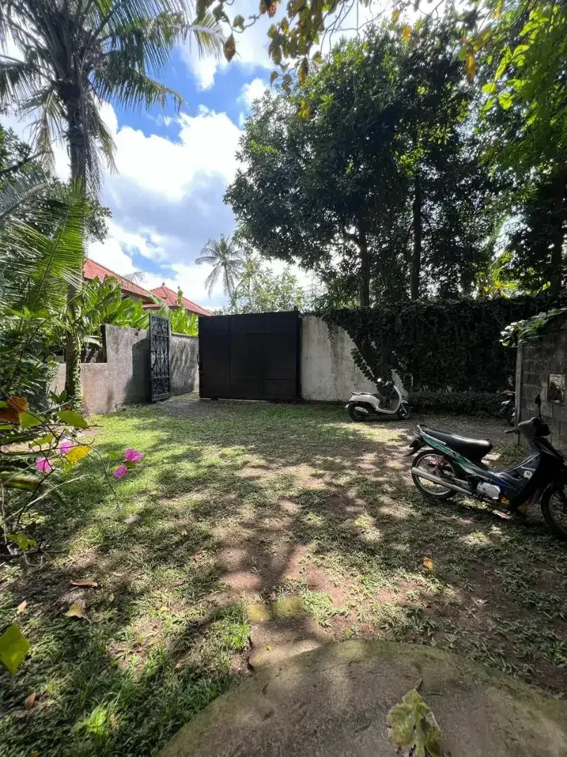 DiJUAL DIBAWAH PASARAN 25ARE,ISI 3 VILA TUMBAK BAYUH NEAR CANGGU BALI - Image 9 of 10