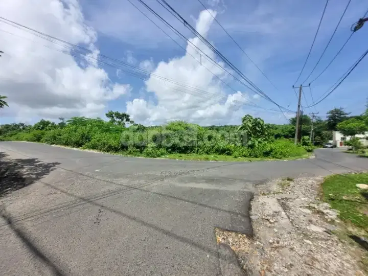 Commercial land of 1,860 in hook position for sale in Ungasan, Bali - Image 2 of 10