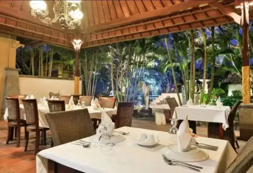 VILLA LUXURY STRATEGIS DEKAT PANTAI DOUBLE SIX SEMINYAK - Image 6 of 10