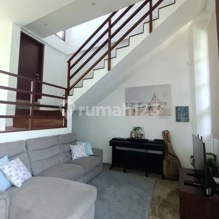 Private Villa Full Furnished View Sawah Lokasi Buduk Dekat Canggu - Image 3 of 4