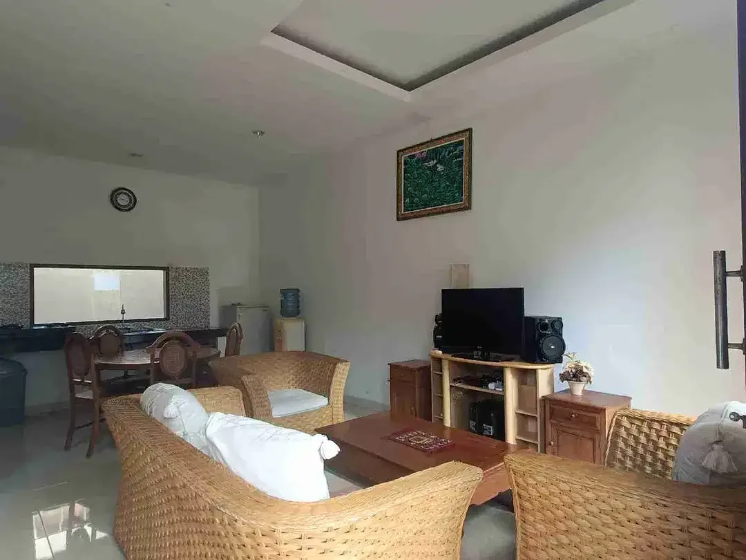 Rumah Dalam Komplek Area Mumbul Benoa - Image 2 of 8