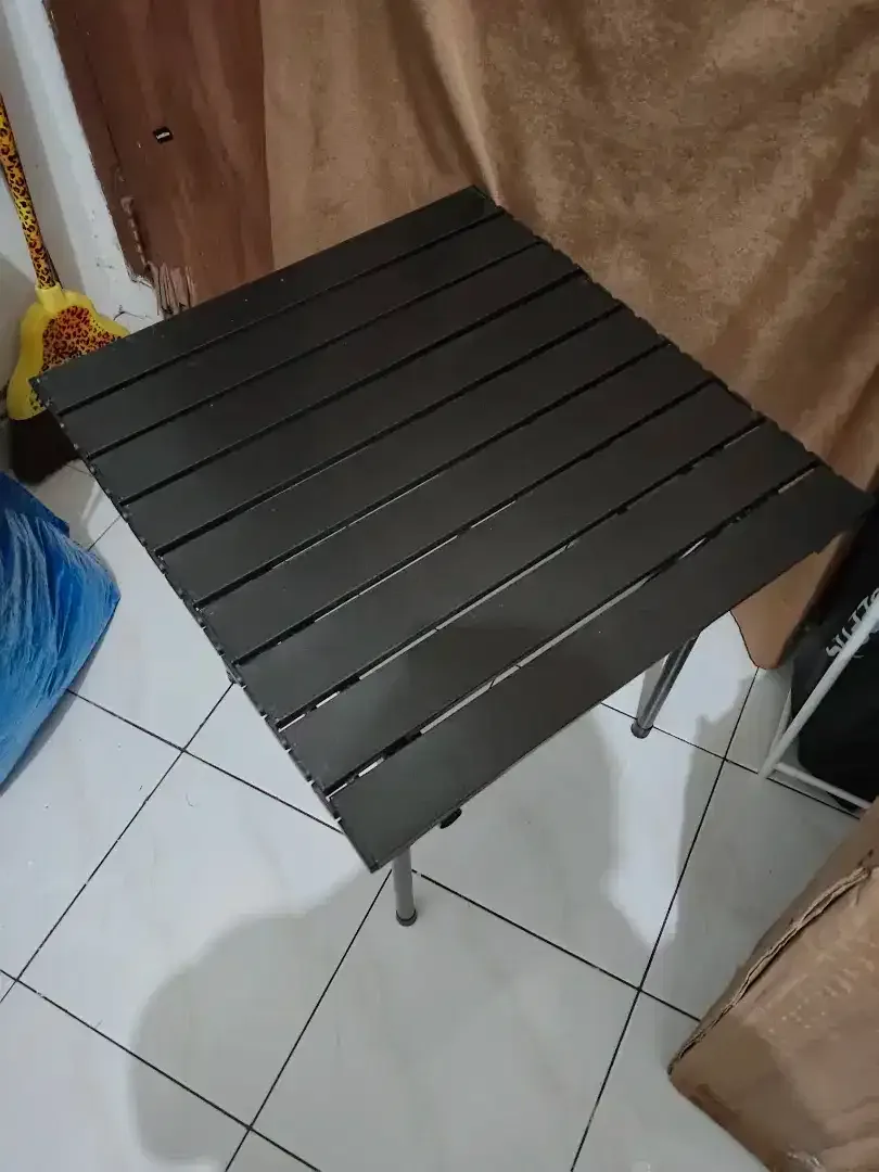 170rb BARU-Dijual Murah Meja Camping Lipat Outdoor portable 50x50x52cm - Image 3 of 4