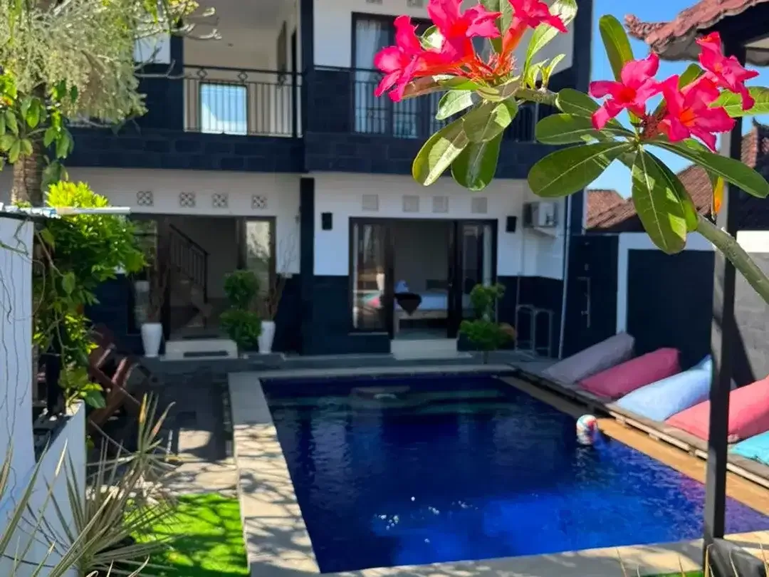 VILA EKSKLUSIF ROOFTOP DEKAT PANTAI MELASTI SIAP HUNI - Image 2 of 10