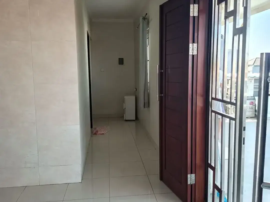 Rumah 3 Lantai Full Furnished 5 Kamar Diponegoro Denpasar Selatan - Image 8 of 8