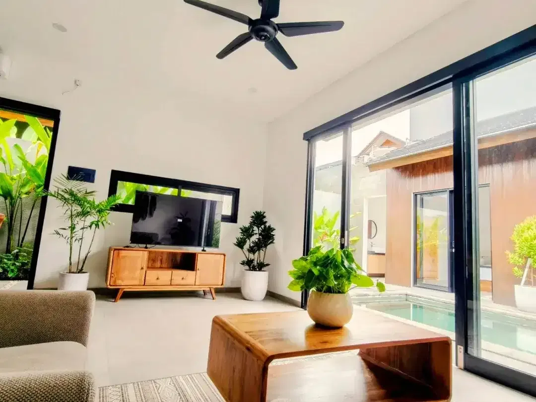 FOR RENT NEW VILLA 3BR FULLYFURNSIHED LOCATION BEST DEKAT PANTAI SINDHU SANUR - Image 2 of 7