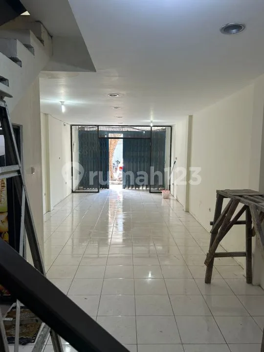 Ruko Strategis Denpasar Dauh Puri Kauh. Cocok untuk Segala Usaha. Siap Pakai - Image 2 of 4