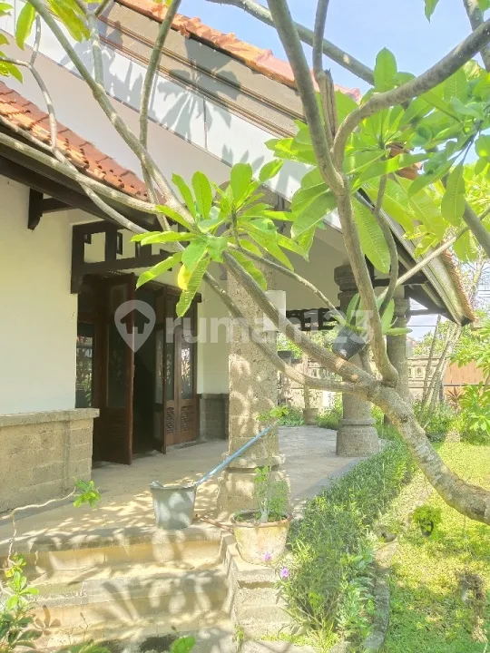 Rumah Style Eropa Di Renon - Image 3 of 4