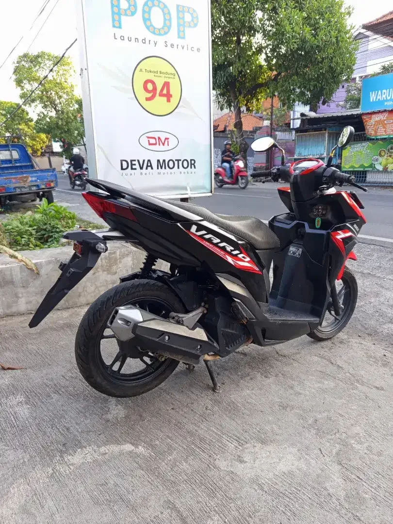 Vario 125 hitam merah bisa kredit Deva motor - Image 4 of 6