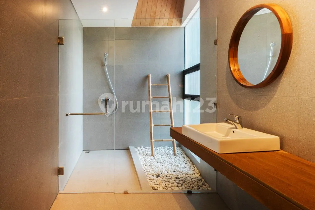 For Rent Villa Baru Tenang 3 BR Furnished Kawasan Villa di Ubud - Image 4 of 4