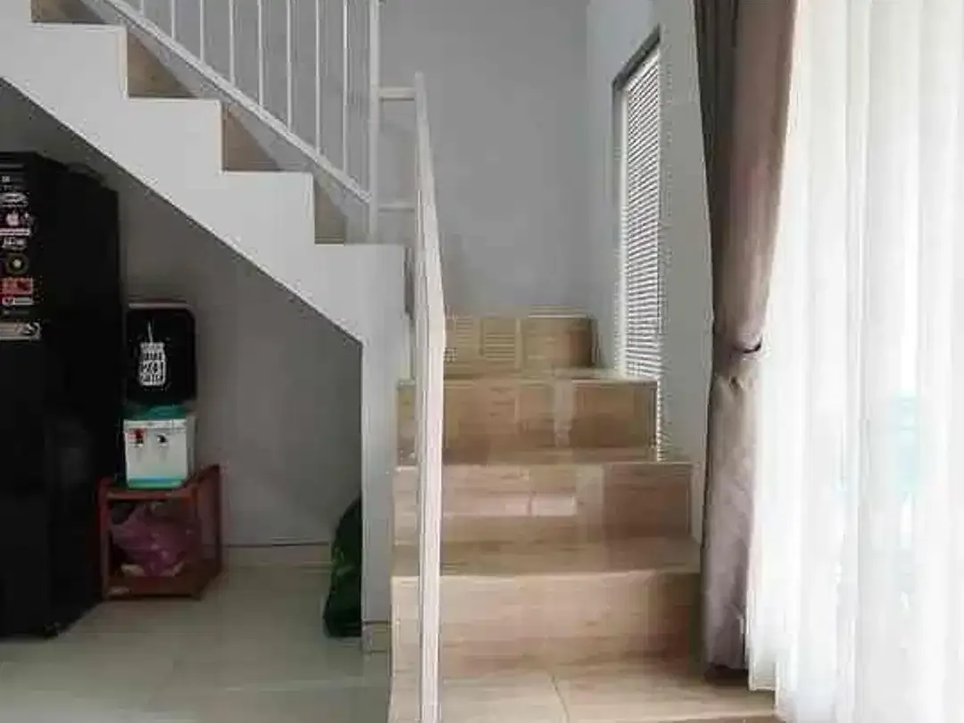 Dijual rumah minimalis 2lantai furnished siap huni lokasi panjer Denpasar - Image 4 of 10