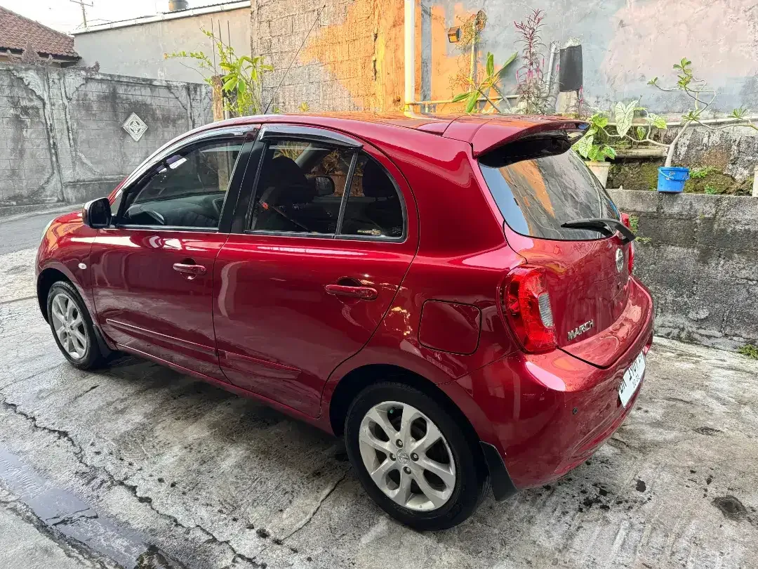 Nissan March 1.5 CC matic asli bali orisinil total bisa kredit DP 10jt - Image 5 of 10
