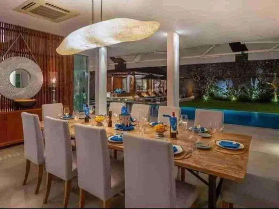 Luxury Villa 300 meter Walking Distance ke Pantai Petitenget - Image 8 of 10