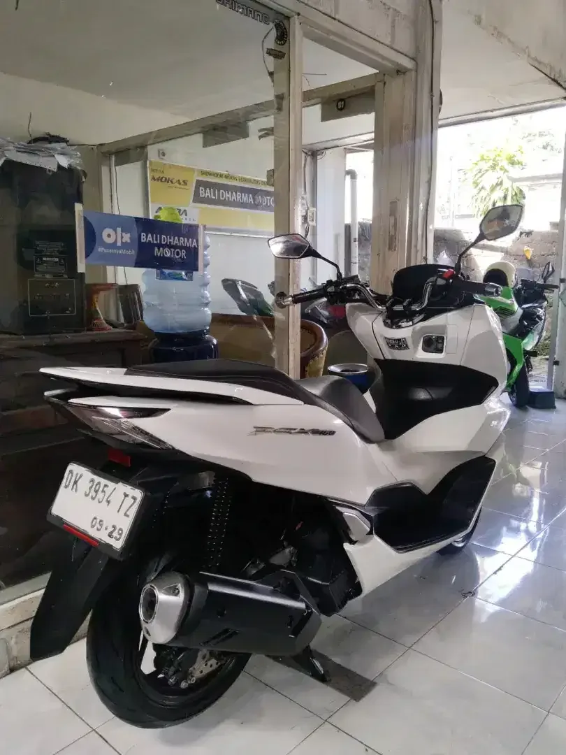 DP 2,2 JT/ BUNGA MENURUN 2% / HONDA PCX 160 TAHUN 2024 - Image 6 of 7