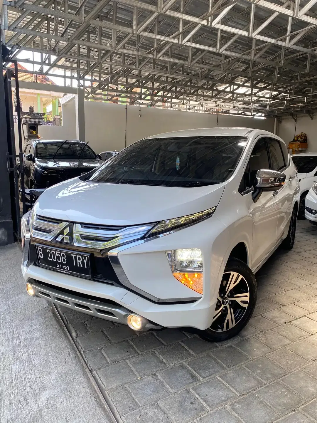 Mitsubishi Xpander Ultimate 1.5 Matic 2021 - Image 2 of 10