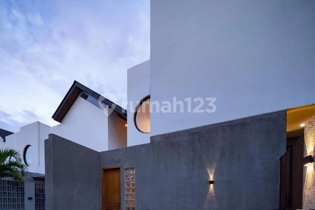 Brand New Villa Jln. Raya Pura Masuka, Gg. Melati Kuta Selatan - Image 3 of 4