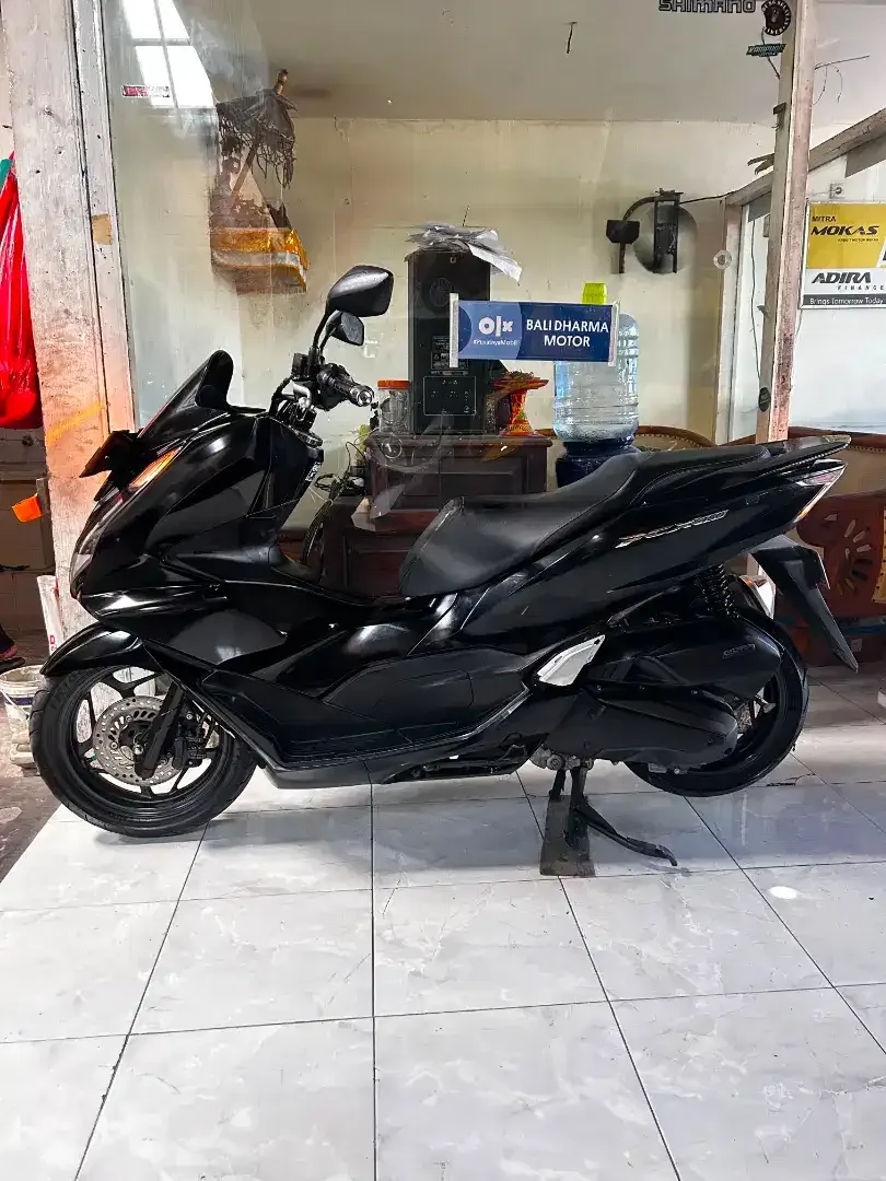 HONDA PCX 160 TAHUN 2023 PAJAK HIDUP SURAT LENGKAP - Image 2 of 7