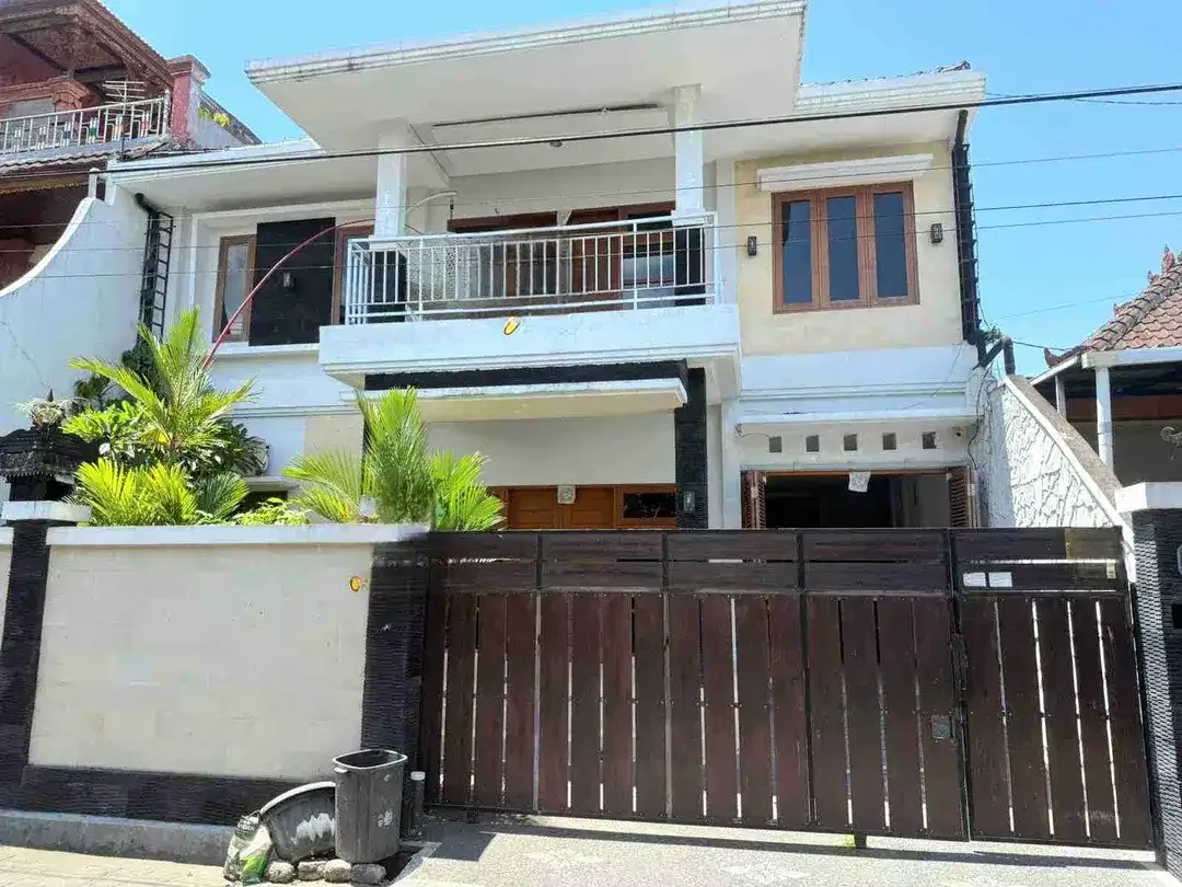 Rumah modern minimalis kesiman kertalangu Denpasar Bali - Image 1 of 10