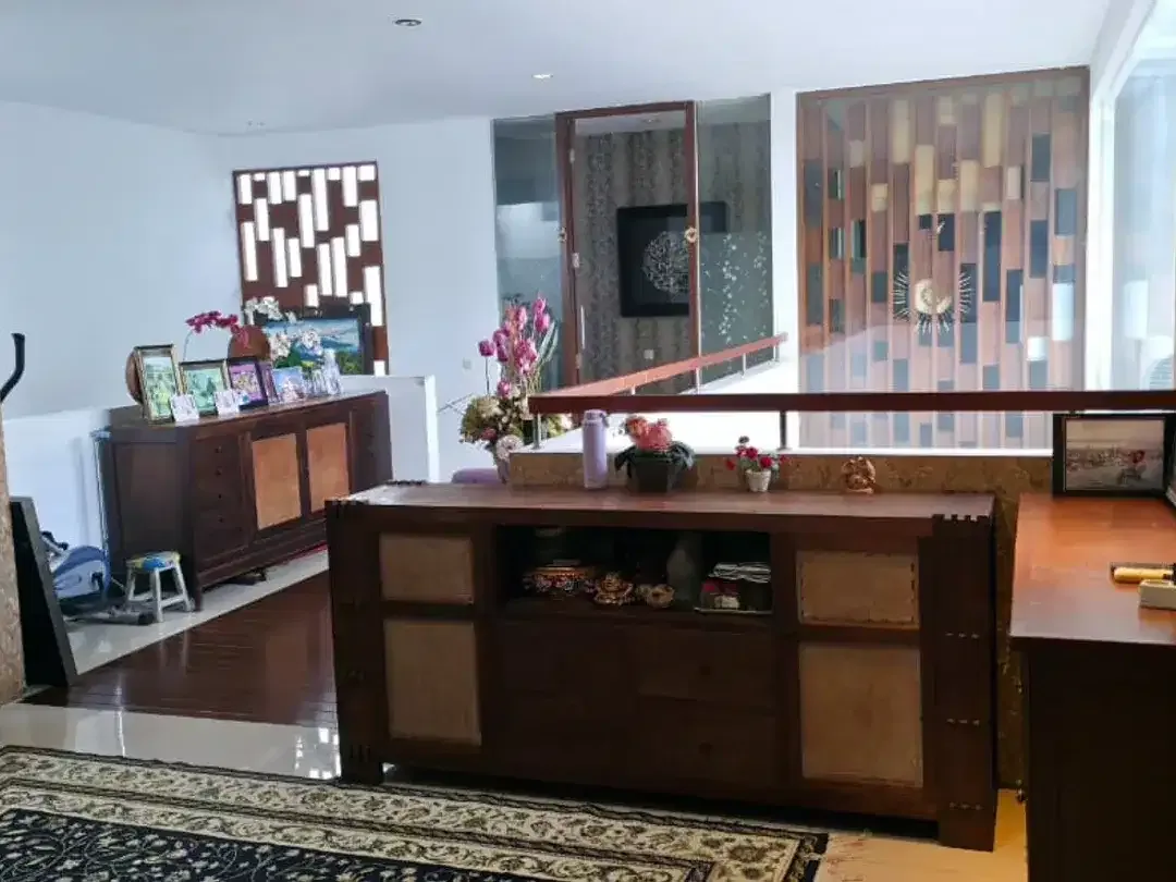 Exclusive Modern House Denpasar – CitraLand Premium Area - Image 3 of 10