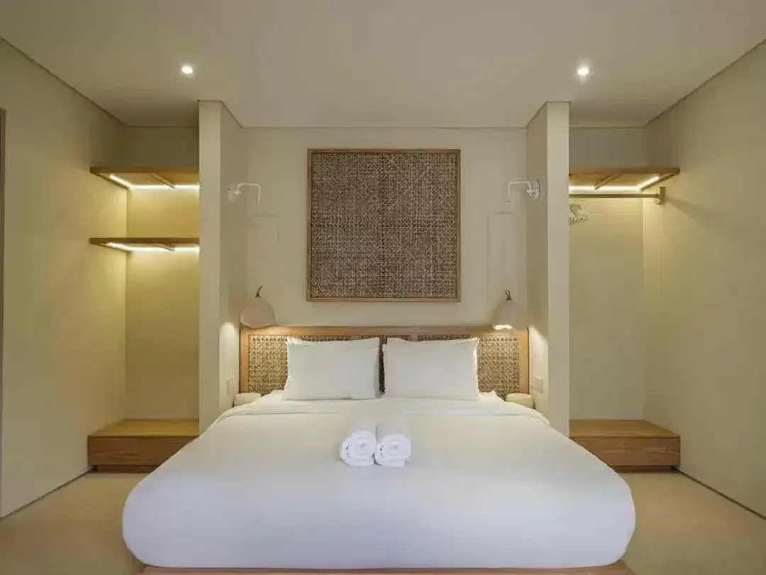 Stunning 3-Bedroom Villa with Private Pool – Prime Uluwatu Location
FREEHOLD - Image 5 of 10