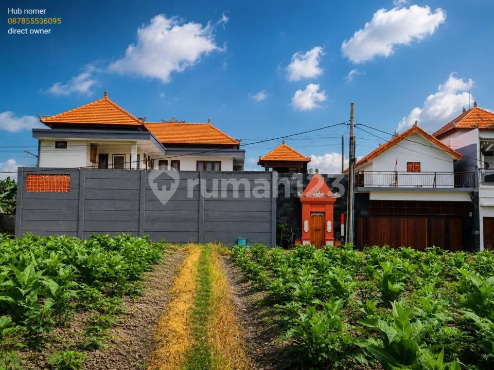 Dijual Premium Villa Dekat Pantai Gianyar Bali - Image 1 of 4