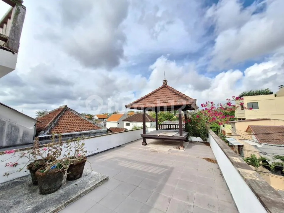 Disewakan Rumah Minimalis dengan Rooftop di Balangan, Bali - Image 3 of 4