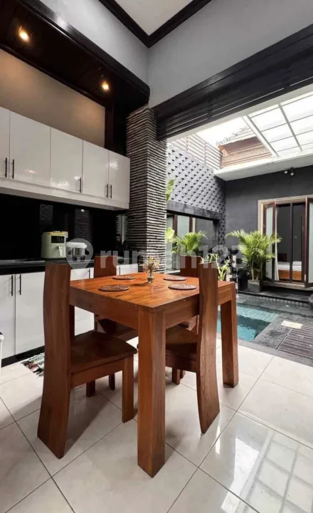 Villa Murah dan Modern Siap Huni di Kerobokan - Image 1 of 4