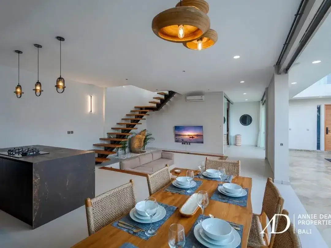 LEASEHOLD | MODERN MINIMALIST 3-BEDROOM VILLA IN PADONAN, CANGGU - Image 8 of 10