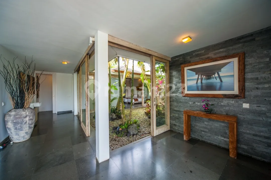 Villa Mewah Dengan Dapur Model Eropa Dekat Pantai Balangan - Image 3 of 4