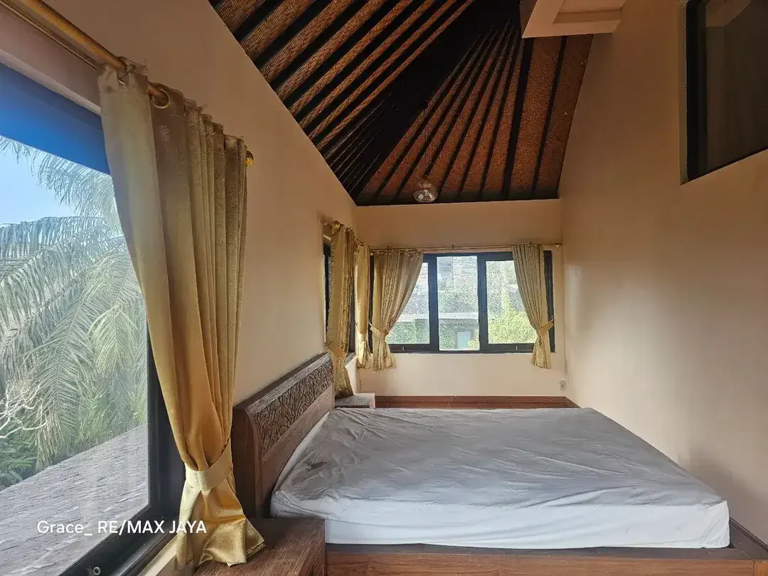 Villa Bali Tropis 3 Kamar dengan Bale Dijual di Balangan, Jimbaran - Image 5 of 10