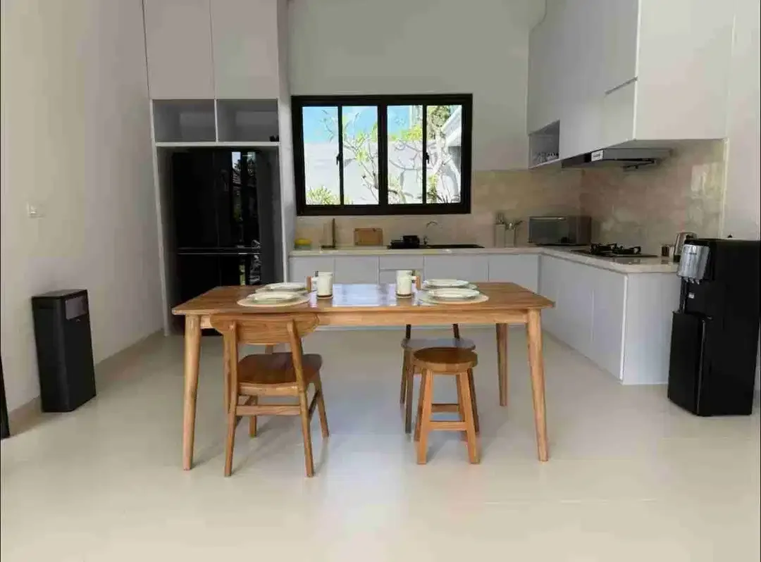 dijual villa baru lantai 1 lokasi cemagi - Image 8 of 9