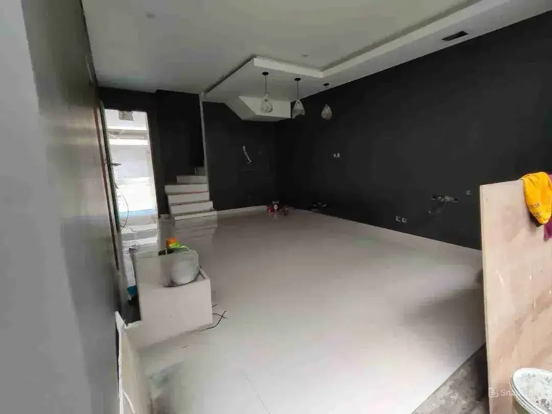 Villa Full Furnished Dalung Dekat Padonan Badung Bali - Image 2 of 10