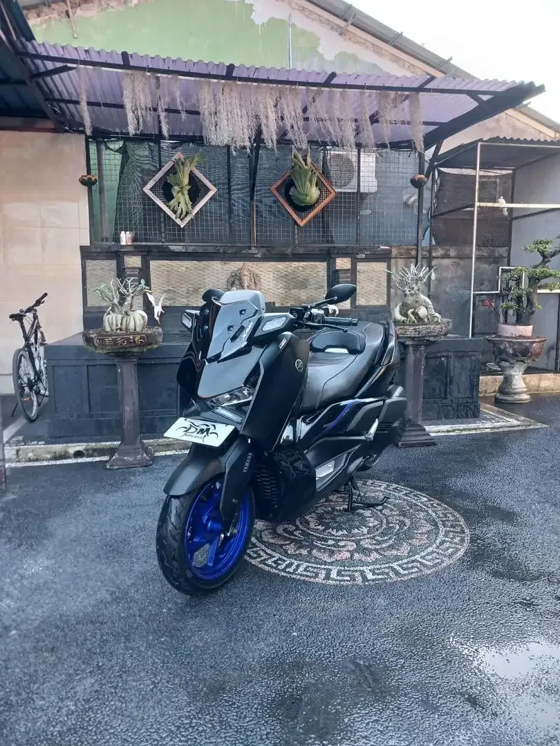 New xmax 2025 super istimewa ganteng maksimal - Image 1 of 9