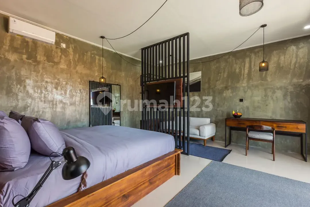 1Br Apartment, Modern Interior & Central Location In Kerobokan - Image 2 of 4