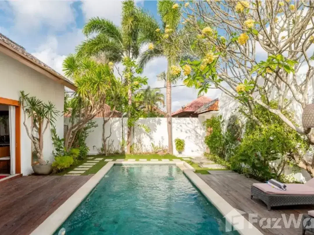 3 Bedroom Villa for sale in Petitenget, Bali - Image 2 of 10