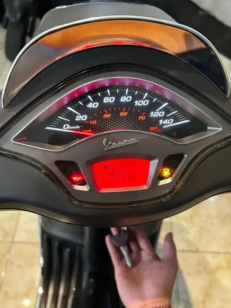 DP 500k / BUNGA MENURUN 2% / PIAGGIO VESPA SPRINT TAHUN 2019 - Image 7 of 7