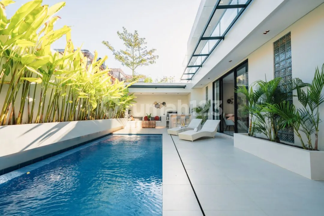 Luxury Villa Balangan 5BR land size 292mÂ² - Image 1 of 4