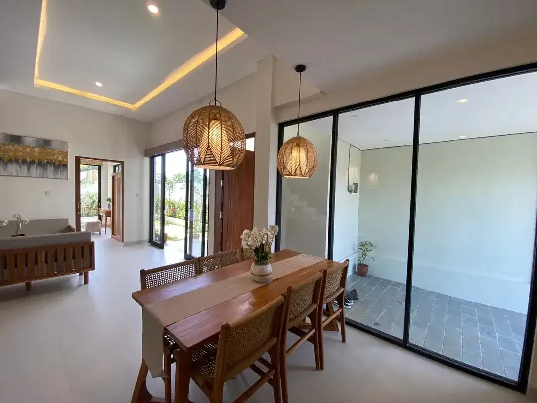 Villa dengan Pemandangan Gwk yang Dilengkapi Perabotan Lengkap di Jimbaran - Image 10 of 10
