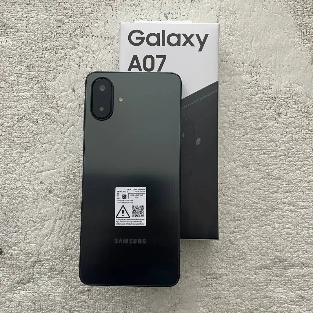 Samsung Galaxy A07 Warna Hitam 6/128GB - Image 3 of 4